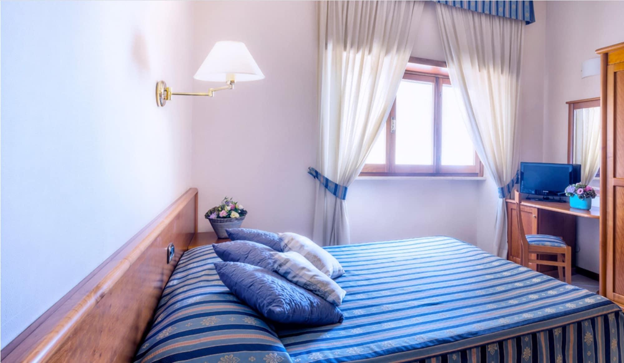 Astura Palace Hotel Nettuno Bagian luar foto