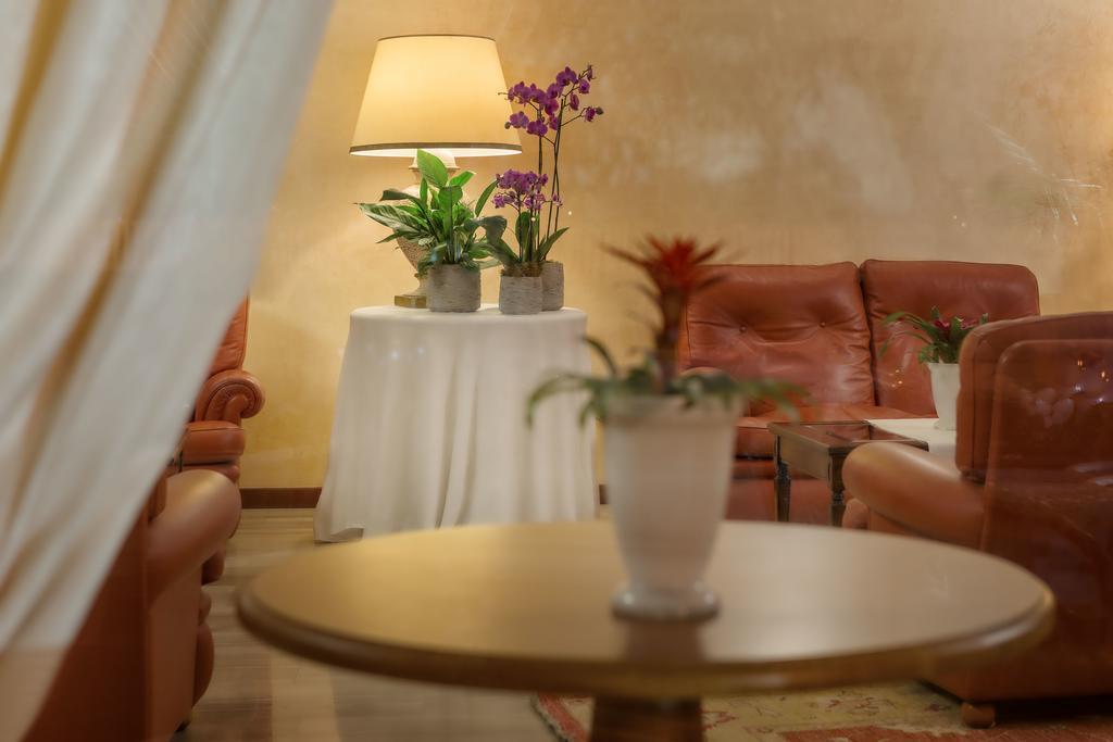 Astura Palace Hotel Nettuno Bagian luar foto
