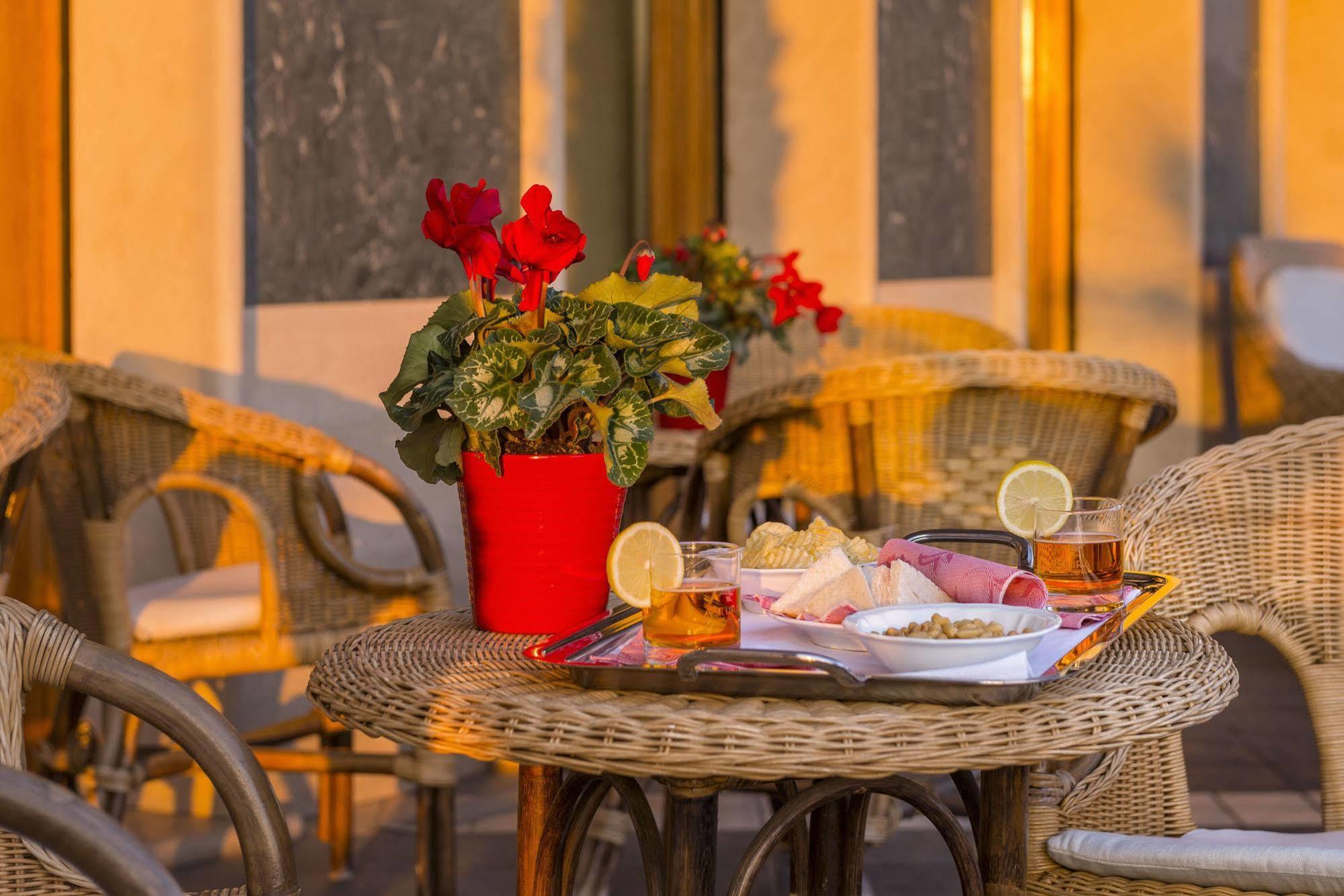 Astura Palace Hotel Nettuno Bagian luar foto